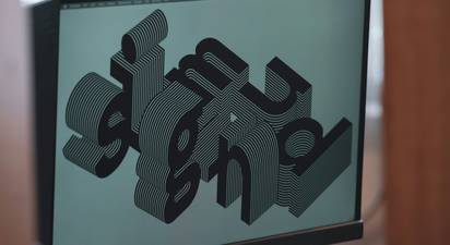 Web image with overlay text showing font customization and styling